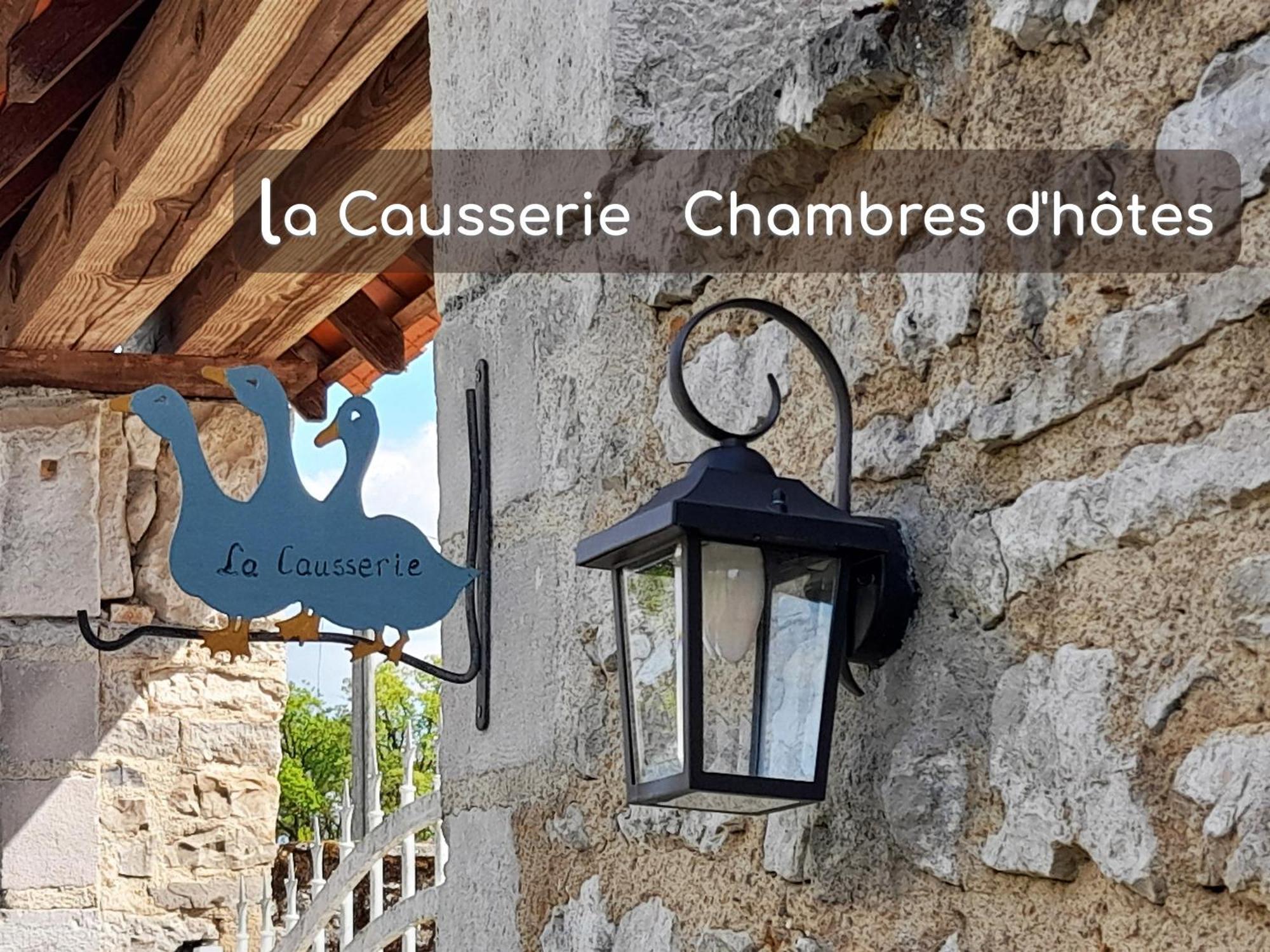 La Causserie, 2 Chambres D'Hotes, 2 A 4 Invites, Pour Vous Seuls Gramat Exterior foto